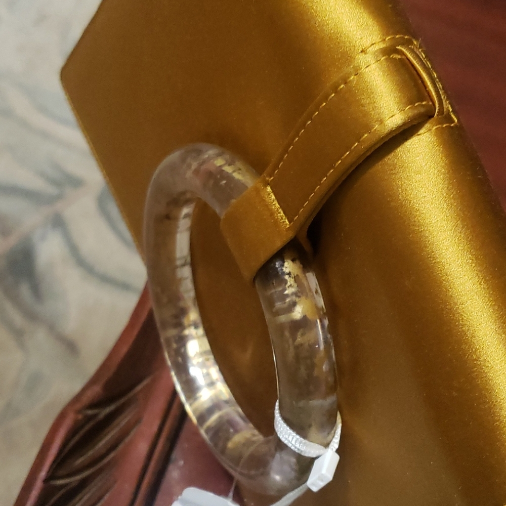 Satin gold bangle bag - Picture 4 of 6